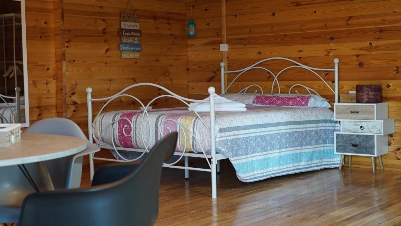 Happy Glamping Cy Villa Agios Theodoros Eksteriør bilde